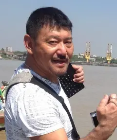 予備校講師・作家鳥光宏様