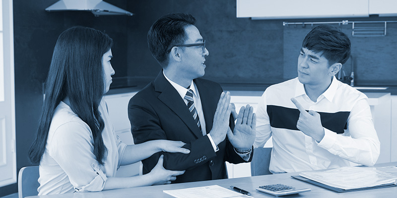 遷延性意識障害を弁護士に相談する家族