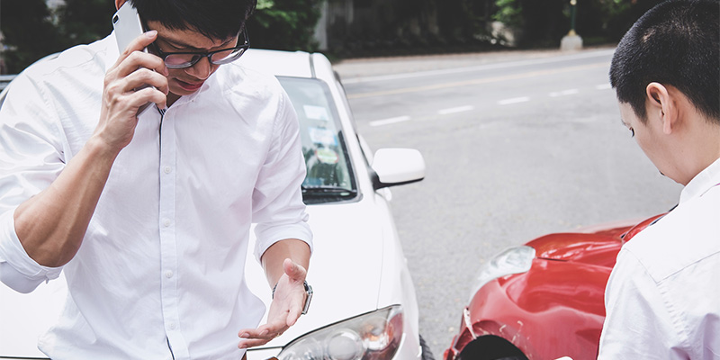 事故後すぐに警察へ連絡すること