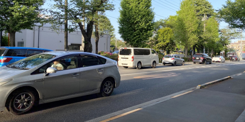 横断歩道のない道路